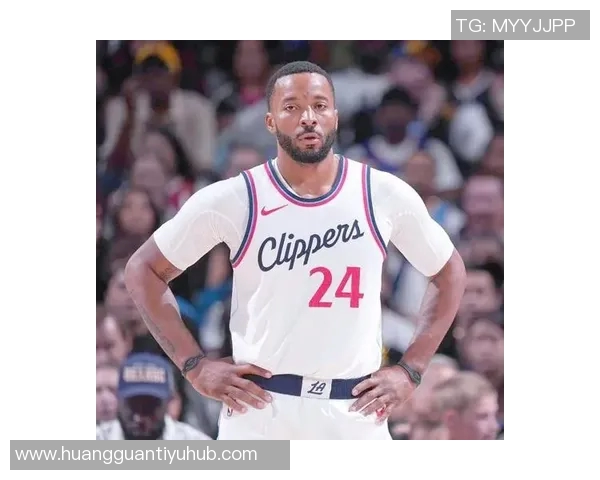 鲍威尔谈伤势不重表示热爱篮球即使带伤也能坚持上场比赛 鲍威尔谈伤势不重表示热爱篮球即使带伤也能坚持上场比赛