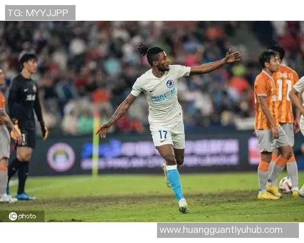 尤班克斯高效得分却难挡约基奇单打表现球队防守亟待提升